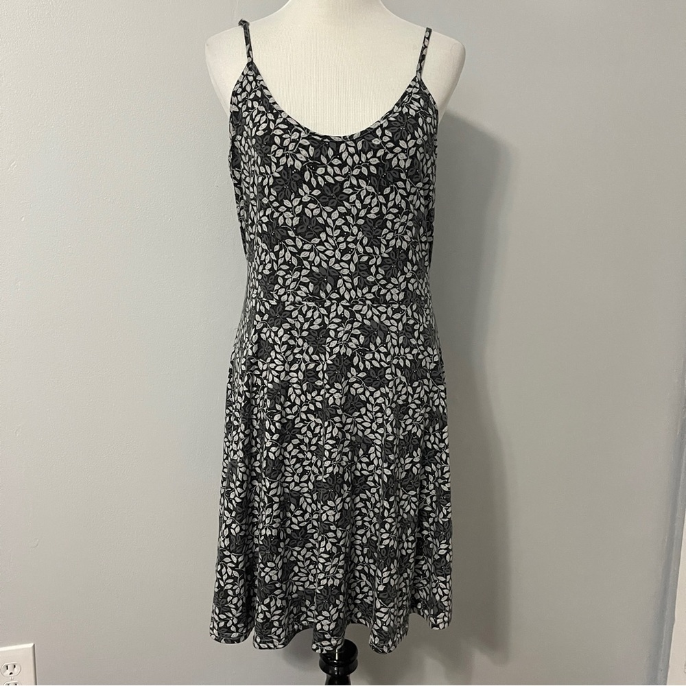 Elegant Black White and gray Floral Dress